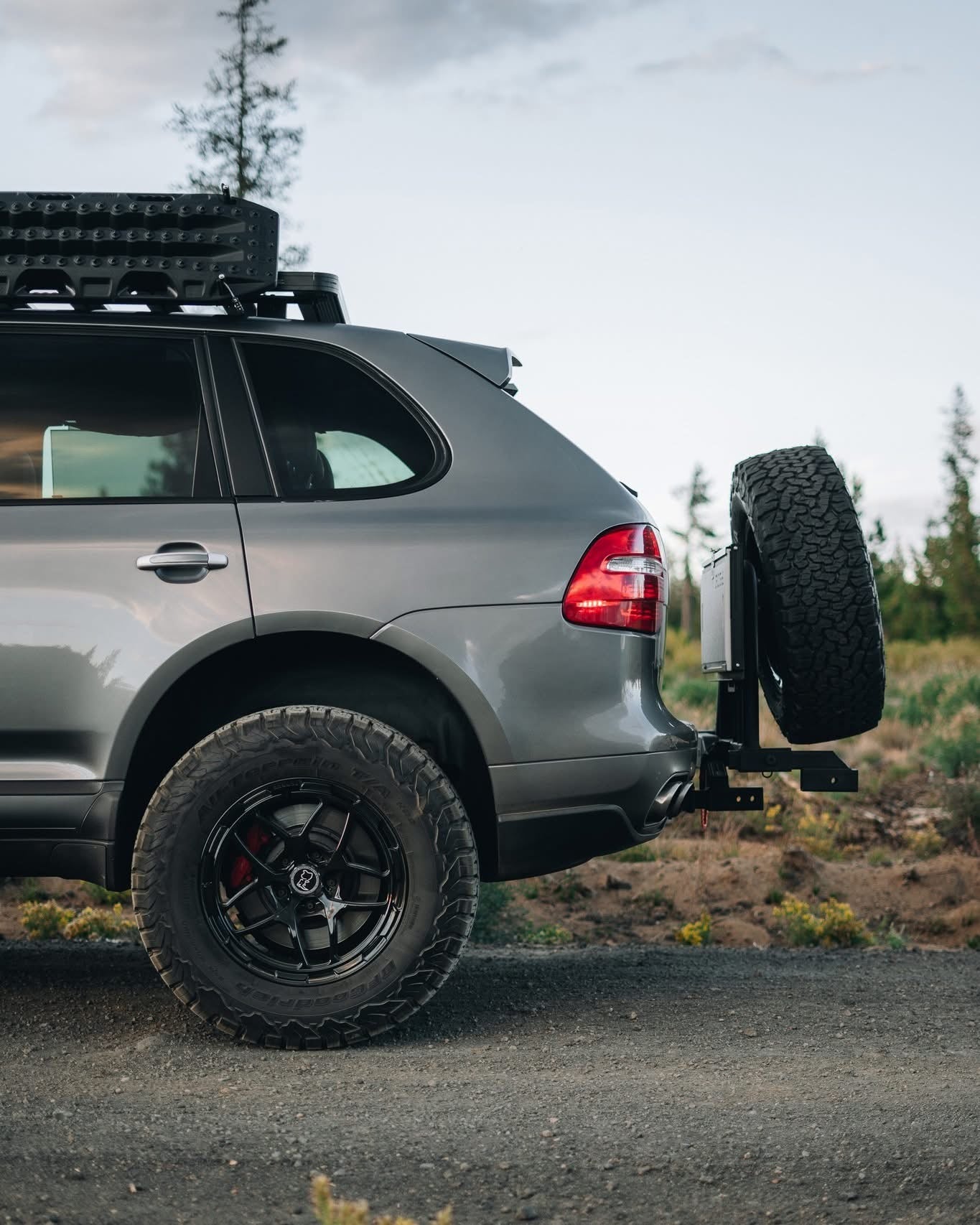 18x8.0 Black Rhino Stallberg Porsche Cayenne