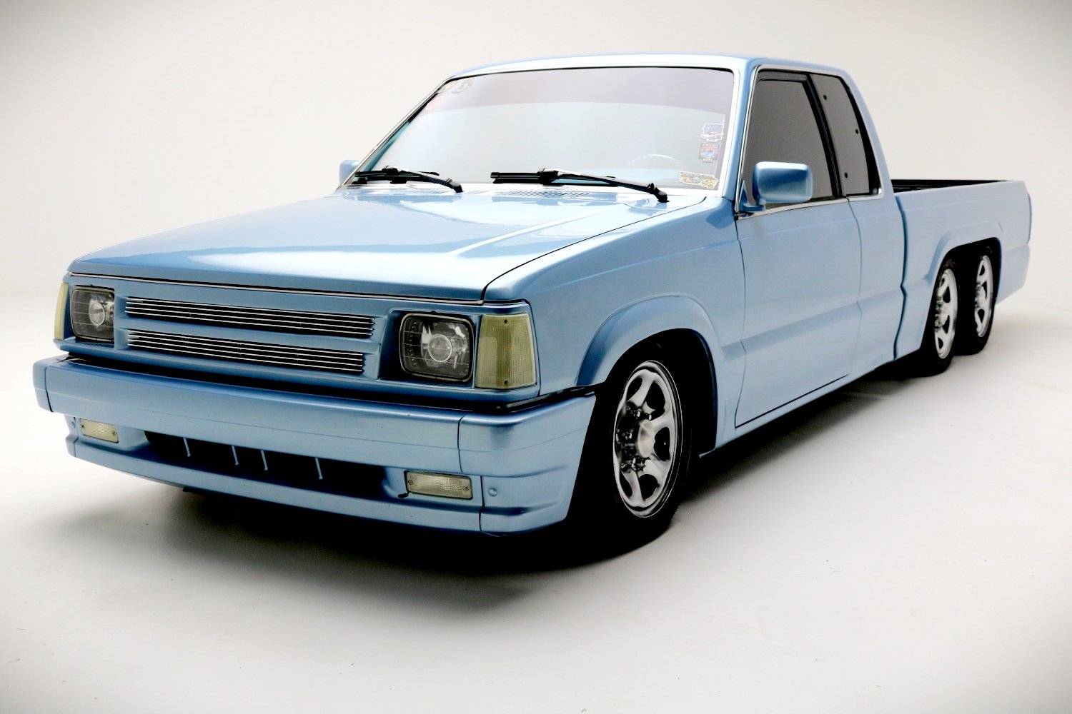 ラスト 新品 1986-1993 MAZDA B2200 USタイプ ユーロテール プロシード プロシードマービー ミニトラック UF66M USDM ラスト 新品 1986-1993 MAZDA B2200 PICKUP マツダ B2200 ピックアップ