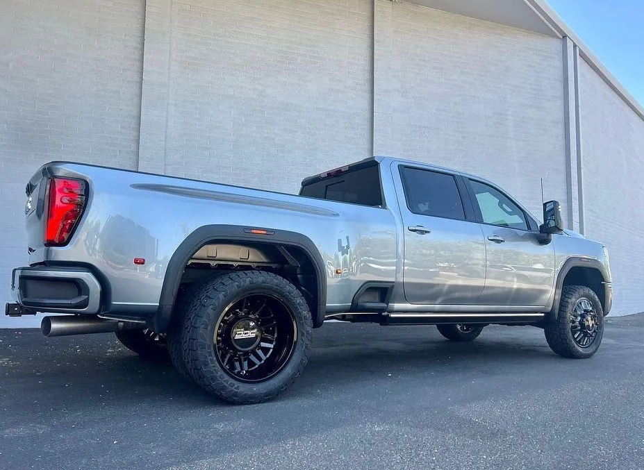 Traxda Level Kit 2020-2024 Chevrolet / GMC 2500HD/3500HD 2wd/4wd (1.5″-2.25″ Front)