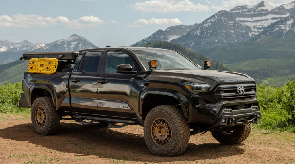 ReadyLift 3" SST2.1 Suspension System With Falcon 2.1 Struts/Shocks - 2024-2025 Toyota Tacoma