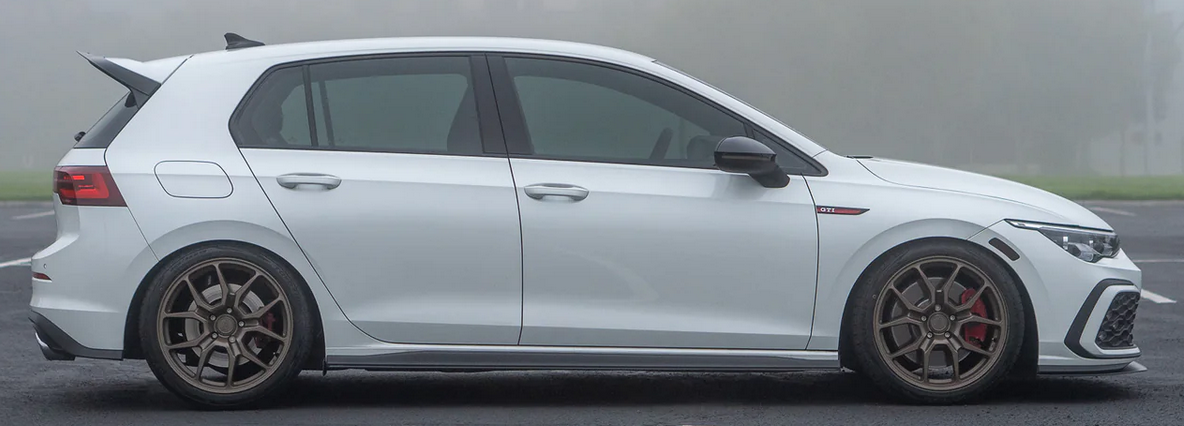 18x8.5 Neuspeed RSe10R / 5x112 / +45mm / 57.1 CB (Audi A3, VW MK5/6/7/8, Golf, GTi, Jetta, Passat)