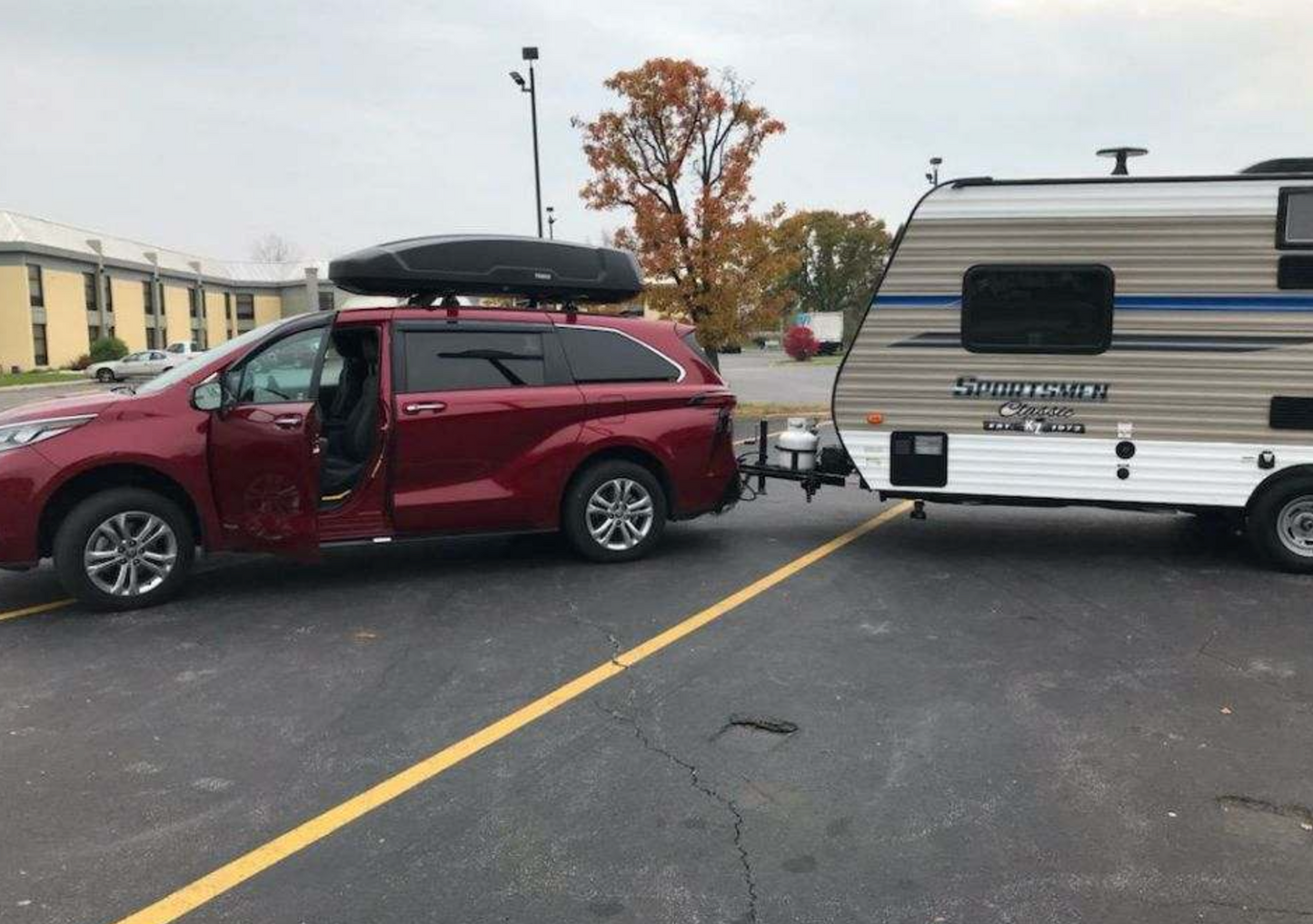 Journeys Offroad Lift Kit 2021-2025 Toyota Sienna Hybrid - 3" Front / 3" Rear