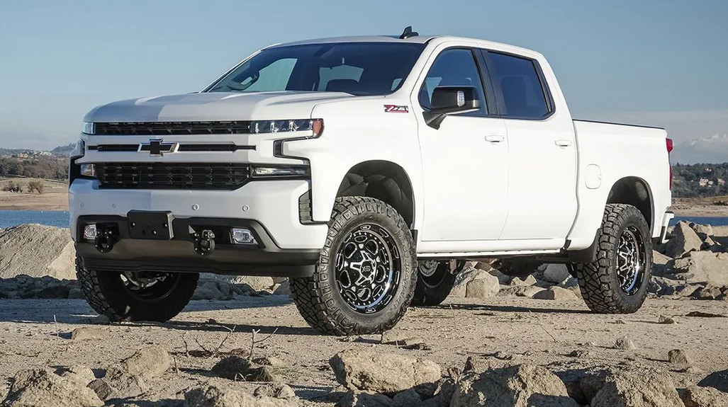 ReadyLift 4" SST Lift Kit 2019-2023 Chevrolet Silverado / GMC Sierra 1500 (4WD)