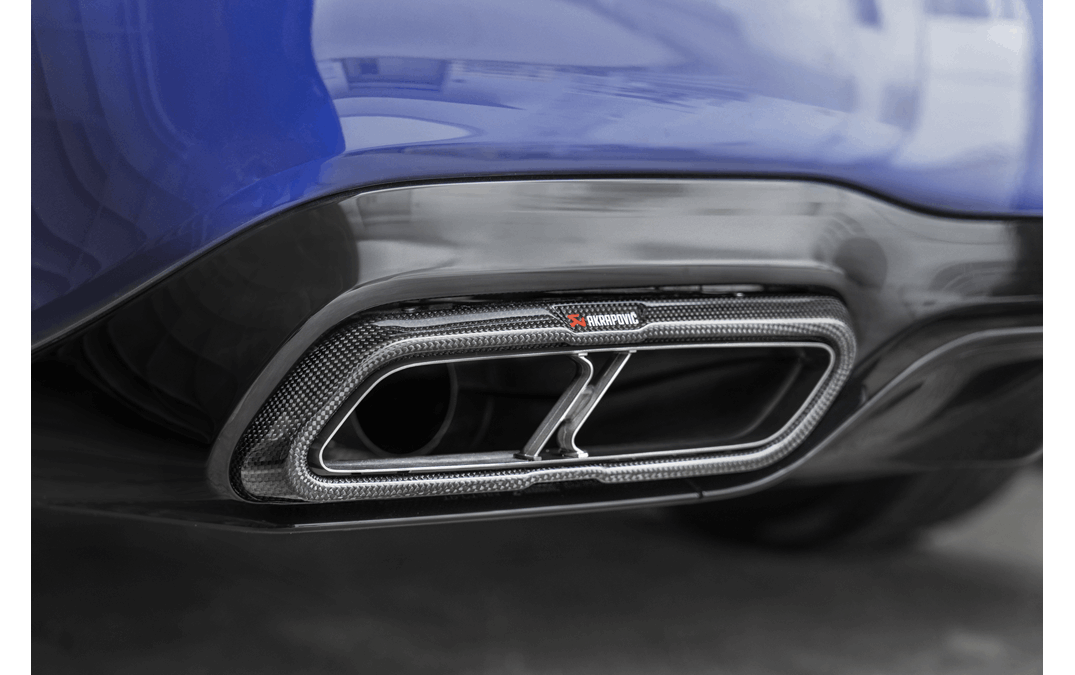 Akrapovič Evolution Titanium Exhaust System 2018 Mercedes E63 AMG