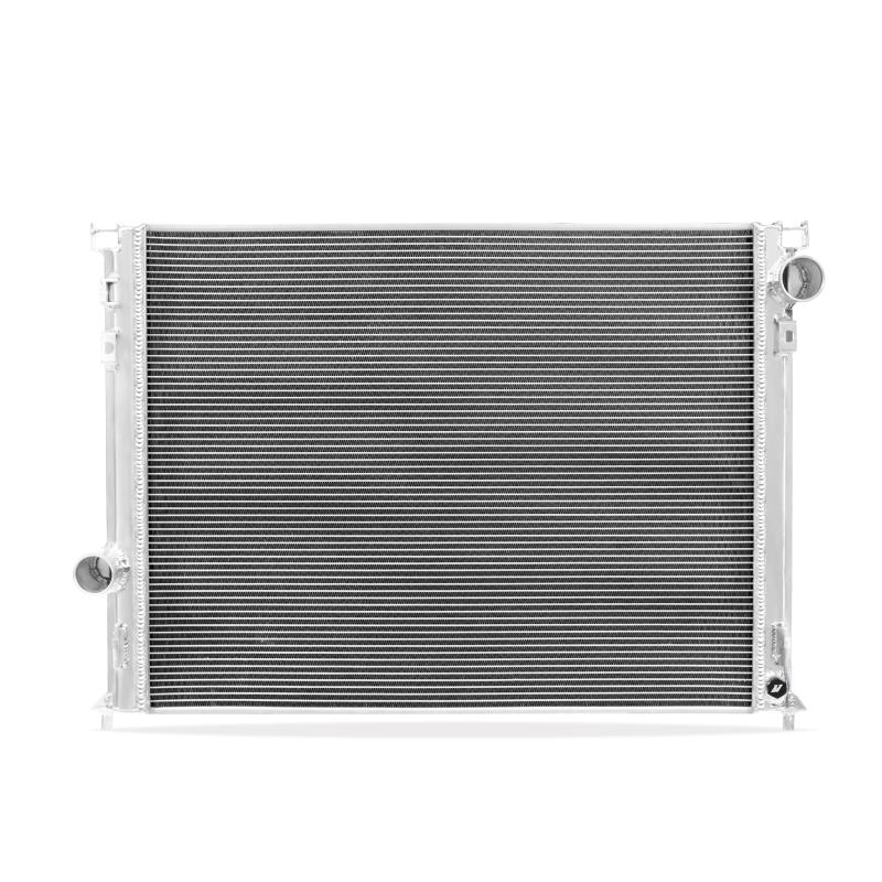 Mishimoto Aluminum Radiator Dodge 2008-2011 Challenger/Charger/Magnum V8 (6.1L)