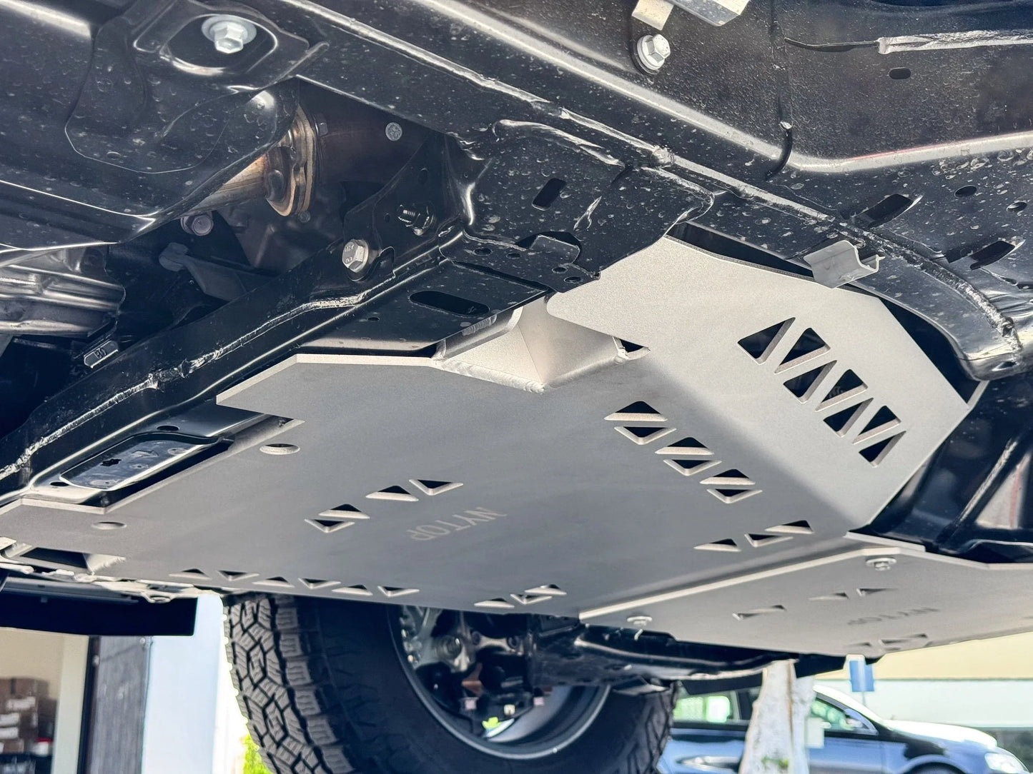 2024-Current Lexus GX550 Catalytic Converter Shield
