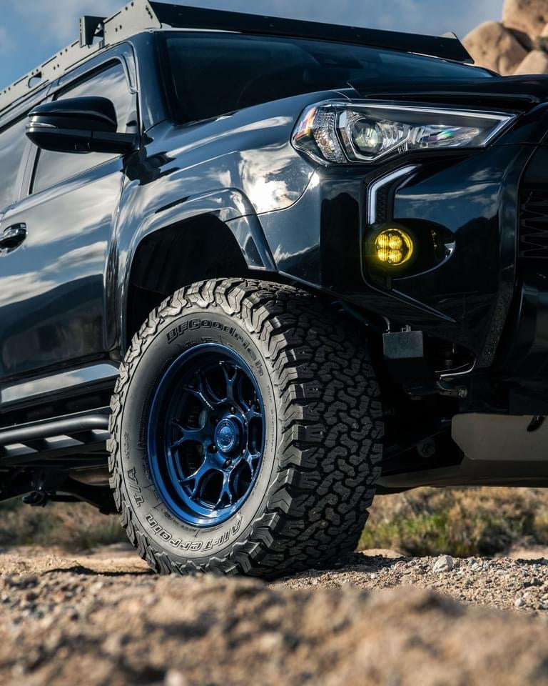 17x8.5 Black Rhino Etosha BR017 Matte Bronze