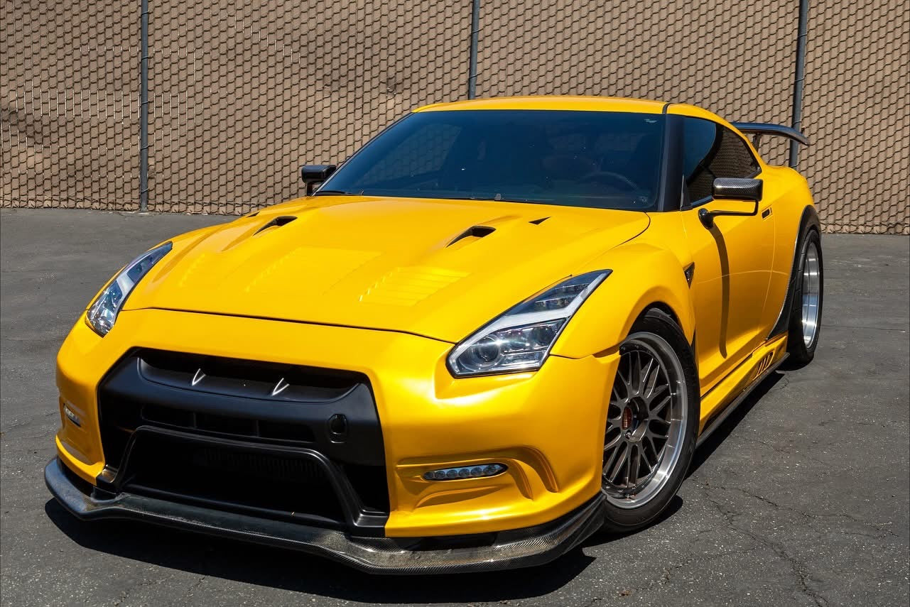 APR Performance GT2 AeroMirror - Nissan GTR (R35) Fitment