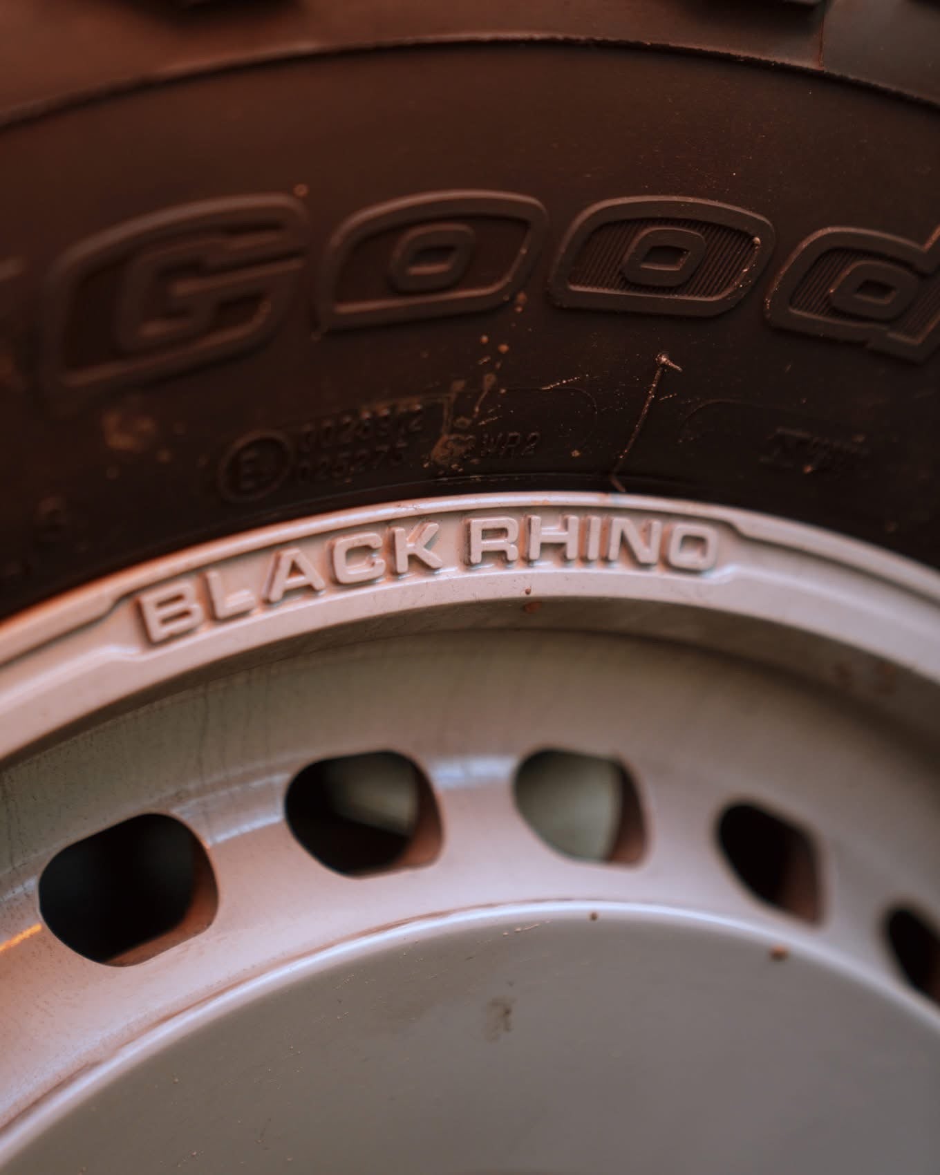 17x8.0 Black Rhino BR036 Basin Gloss Silver w/ Machined Face