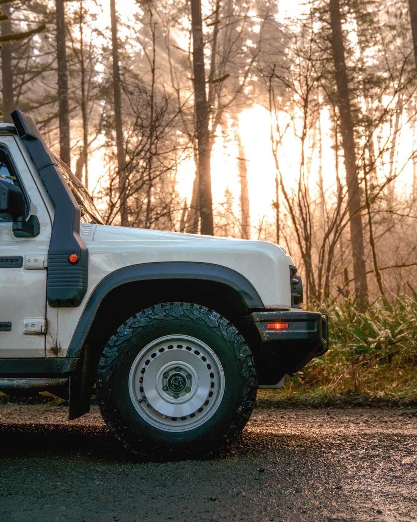 17x8.0 Black Rhino BR036 Basin Gloss Silver w/ Machined Face