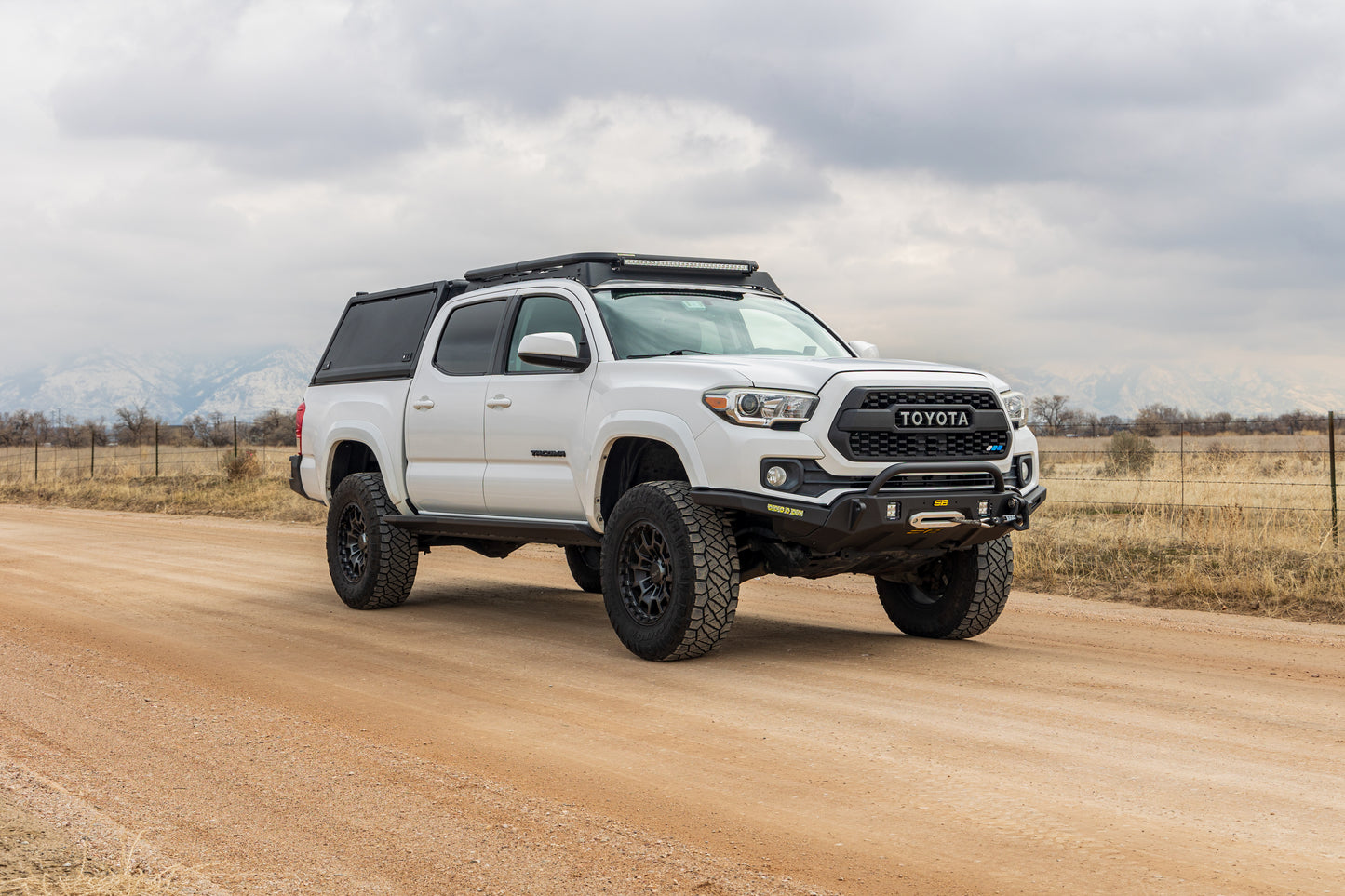 ReadyLift SST2.1 Suspension System with Falcon 2.1 | 2005–2023 Toyota Tacoma TRD / SR5 / Rock Warrior (2.5" Front)