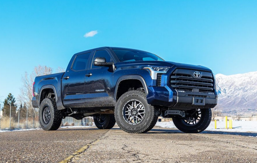 ReadyLift 6" SST Lift Kit 2022-2025 Toyota Tundra with Rear Air 2WD/4WD
