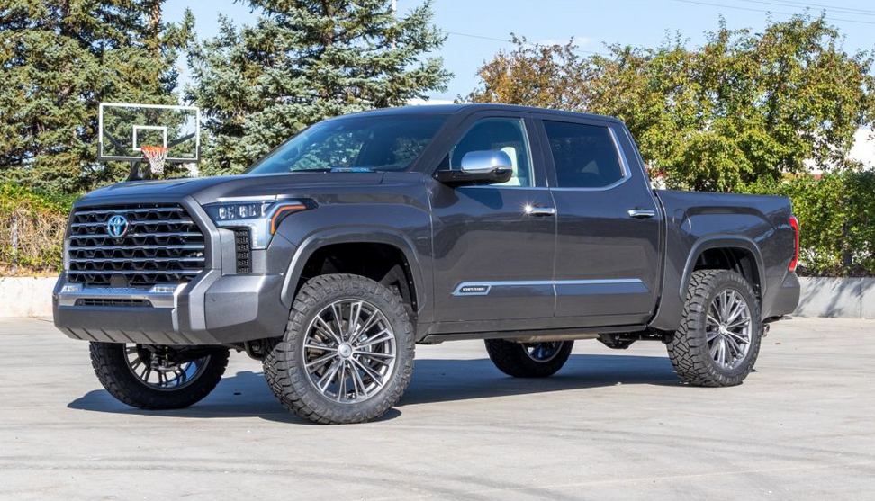 ReadyLift 3" SST Lift Kit 2022-2025 Toyota Tundra with Rear Air 2WD/4WD