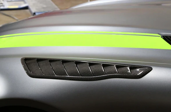 APR Fender Vents 2020 Mercedes-Benz AMG GTR Pro
