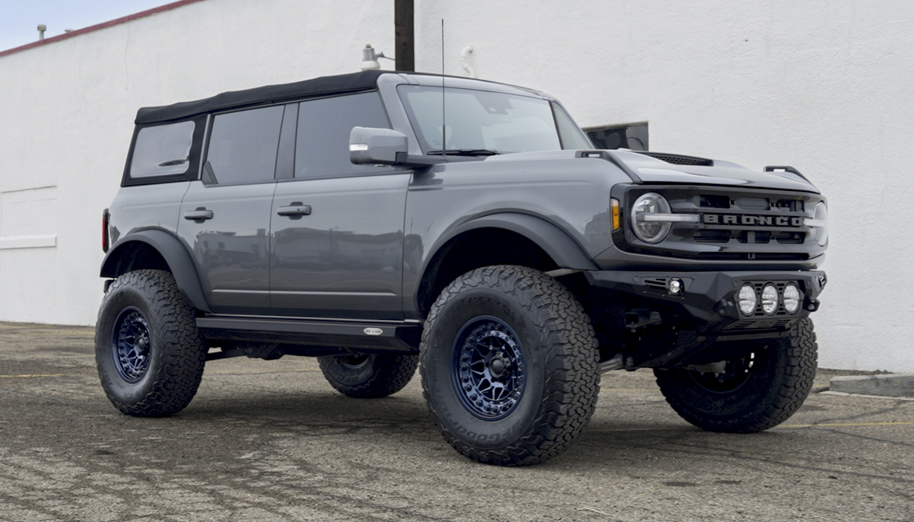 17x9.0 Black Rhino Alpha Mightnight Blue