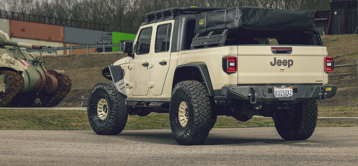 17x8.5 Black Rhino Barrage Desert Sand on Matte Black