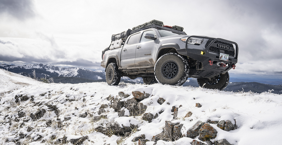 17x8.5 Black Rhino Raid Gloss Red