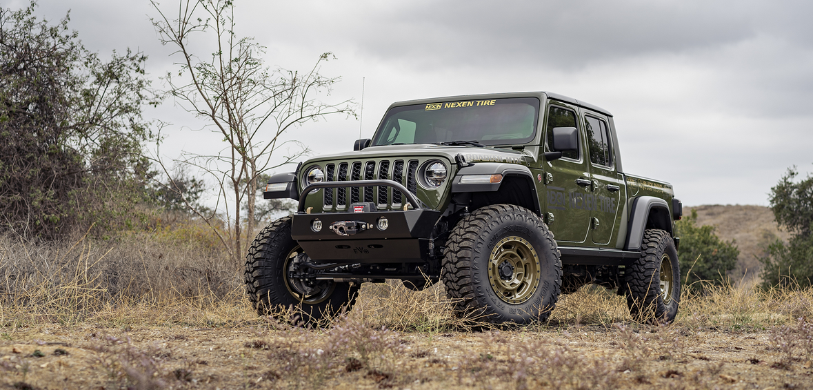 17x8.5 Black Rhino Convoy Gator Green