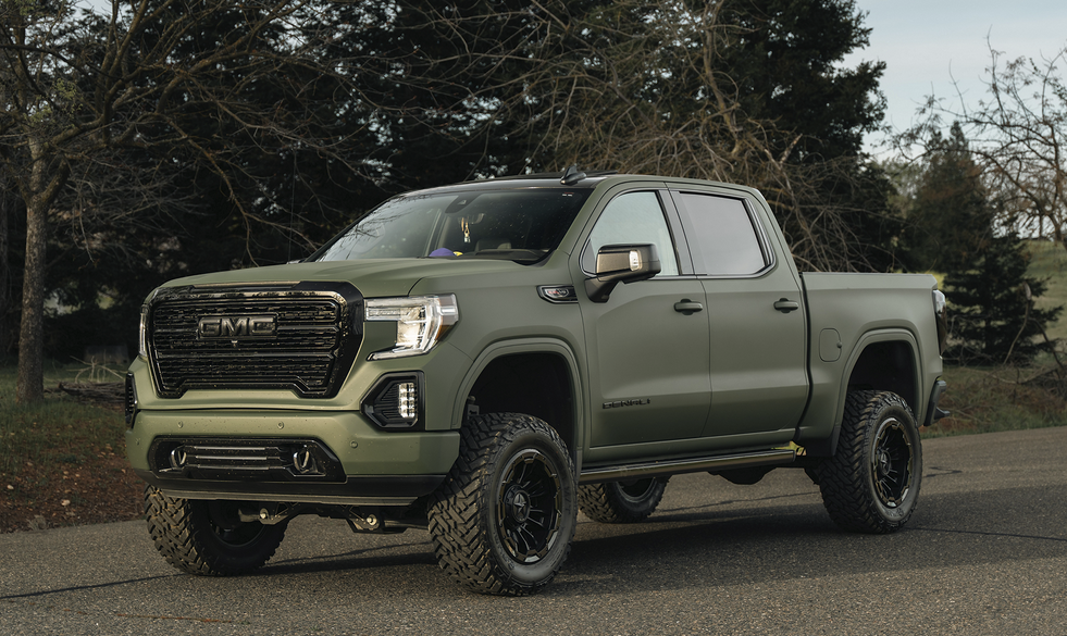 20x10 XD870 Bomber Matte Black