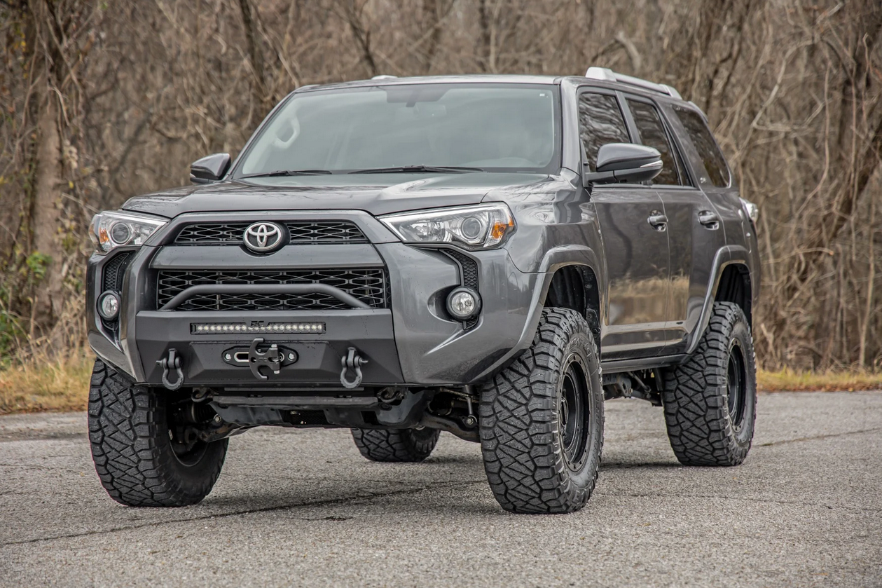 Rough Country 3" Lift Kit 2010–2024 Toyota 4Runner