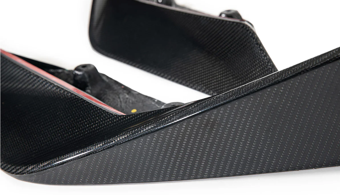 AutoTecknic Carbon Fiber Competizione Front Lip BMW G90/ G99 M5