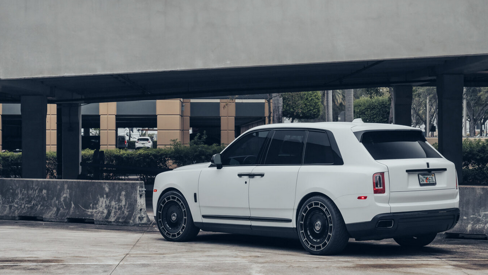 24x10 Vossen HF-9 / Gloss Black