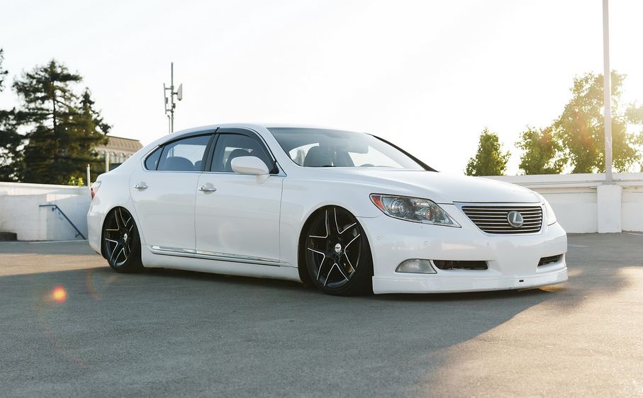 19x8.5 TSW Slipstream Gloss Black w/ Machined Face