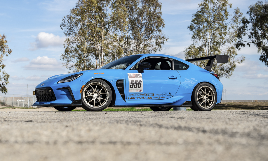 18x8.5 Rotiform LTN-J Matte Black