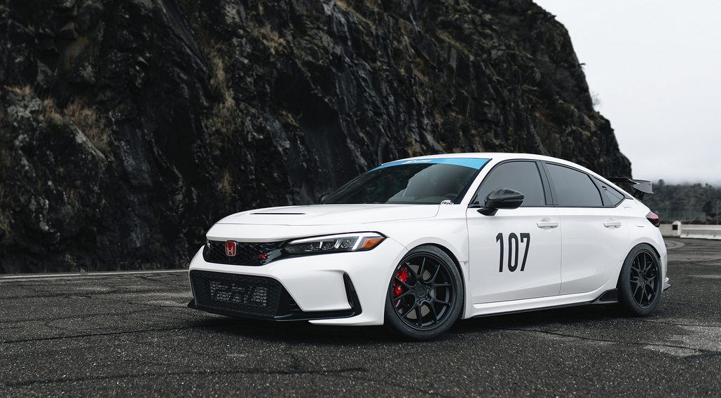 18x8.5 Rotiform LTN-J Matte Black