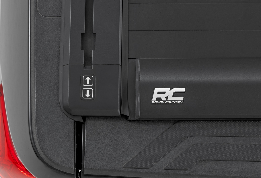 Rough Country PoweredRetractable  Bed Cover 2017-2021 Toyota Tundra (5'7" Bed)