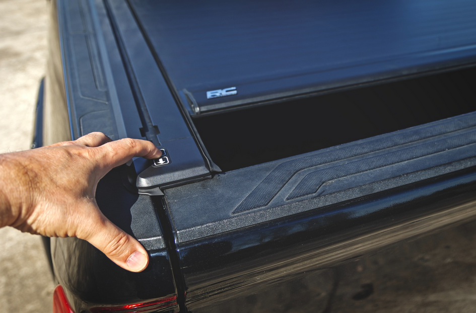 Rough Country PoweredRetractable  Bed Cover 2017-2021 Toyota Tundra (5'7" Bed)