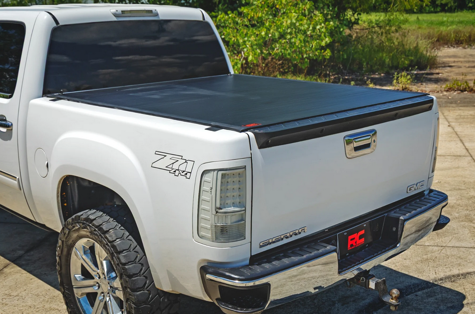 Rough Country Hard Roll Cover 2007-2013 Chevy Silverado / GMC Sierra 1500