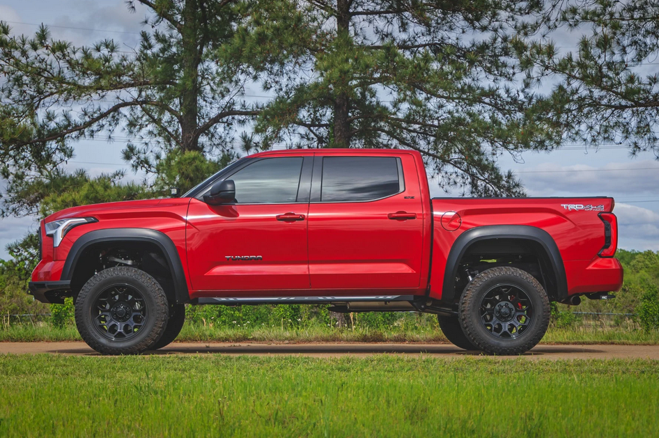 Rough Country AC2 Running Boards Amber/White 2022-2025 Toyota Tundra CrewMax 2WD/4WD