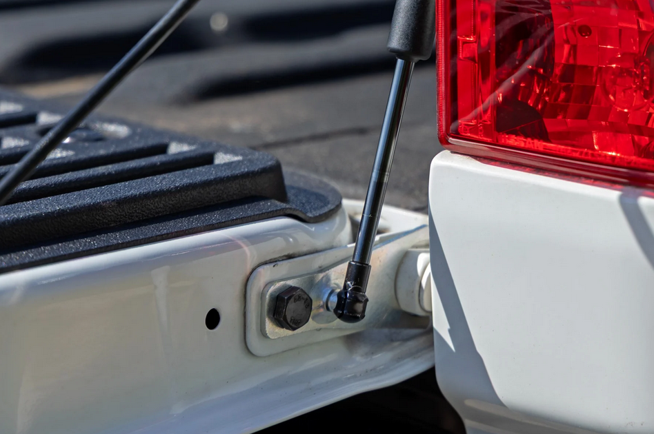 Rough Country Tailgate Assist 2017-2024 Nissan Titan 2WD/4WD