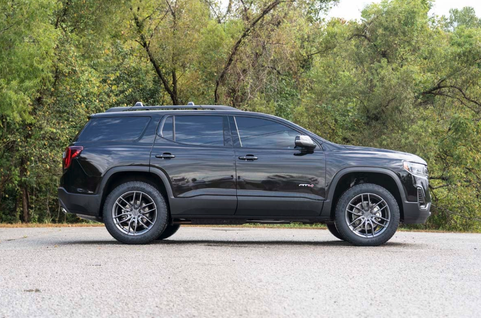 Rough Country 1.5" Lift Kit 2017-2023 GMC Acadia 2WD/4WD