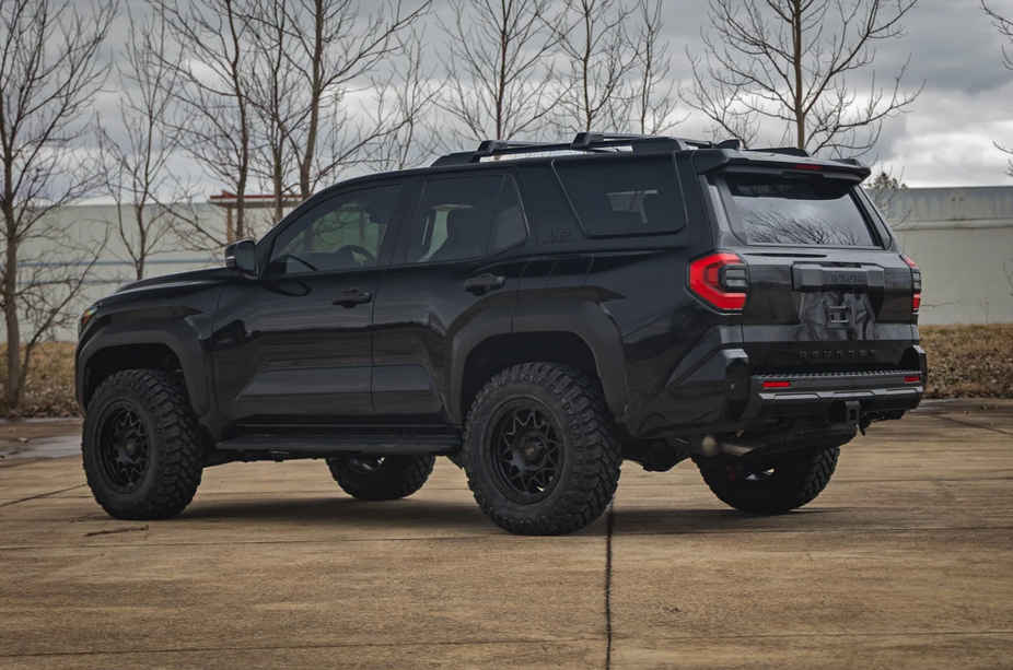 Rough Country 1.5-2" Leveling Kit 2025 Toyota 4Runner 4WD