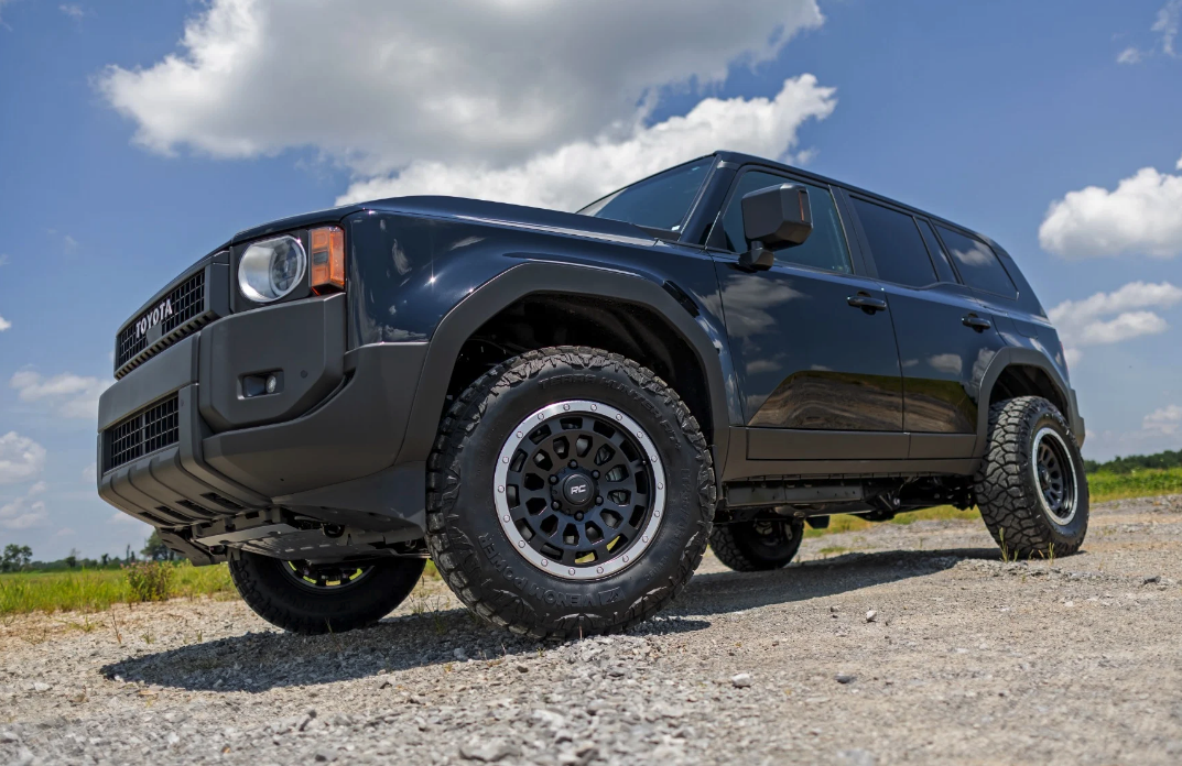 Rough Country 1" Leveling Kit 2024-2025 Toyota Land Cruiser 4WD