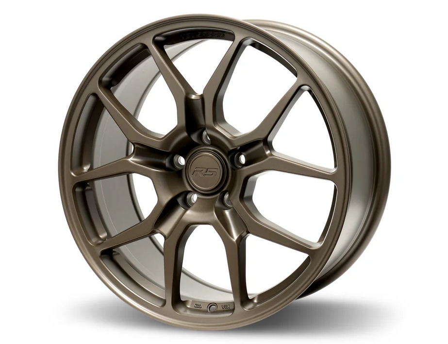 18x8.5 Neuspeed RSe10R / 5x112 / +45mm / 57.1 CB (Audi A3, VW MK5/6/7/8, Golf, GTi, Jetta, Passat)