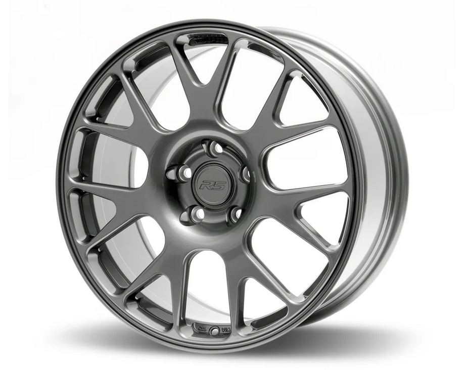 18x8.5 Neuspeed RSe143 / 5x112 / +45mm / 57.1 CB (Audi A3, VW MK5/6/7/8, Golf, GTi, Jetta, Passat)