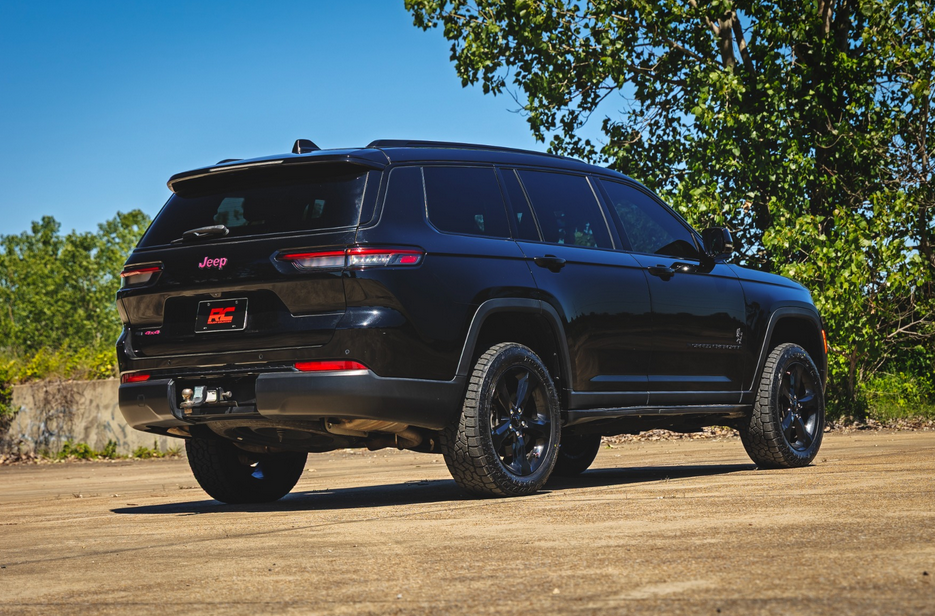 Rough Country 2" Lift Kit 2021-2026 Jeep Grand Cherokee L 2WD/4WD (w/o Air Suspension)