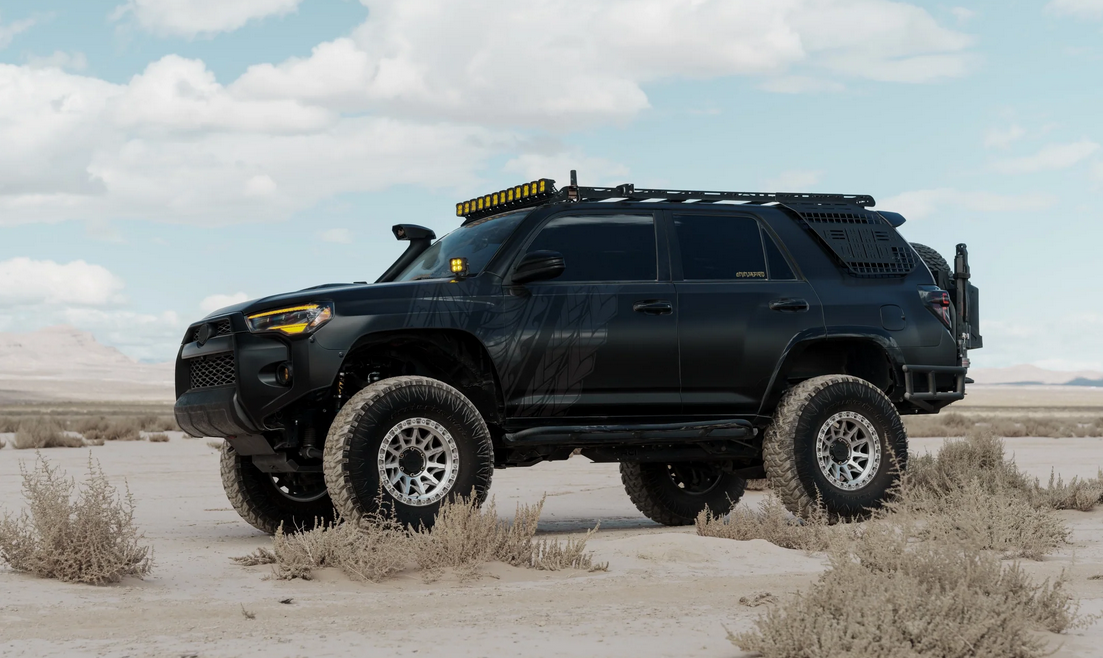 17x9.0 Lock Off-Road Lunatic Matte Bronze w/ Matte Black Ring