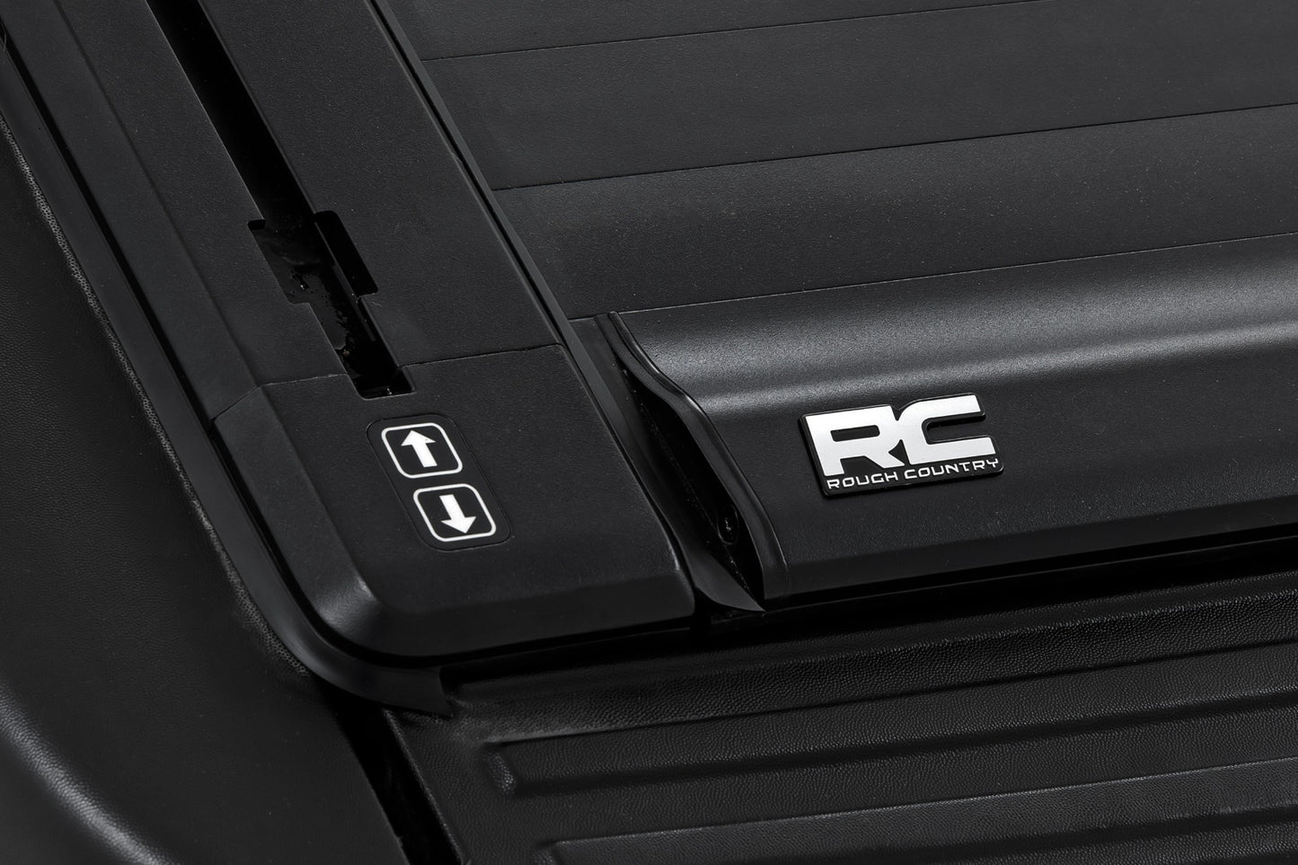 Rough Country Powered Bed Cover 2009-2014 Ford F-150 2WD/4WD (5'7" Bed)