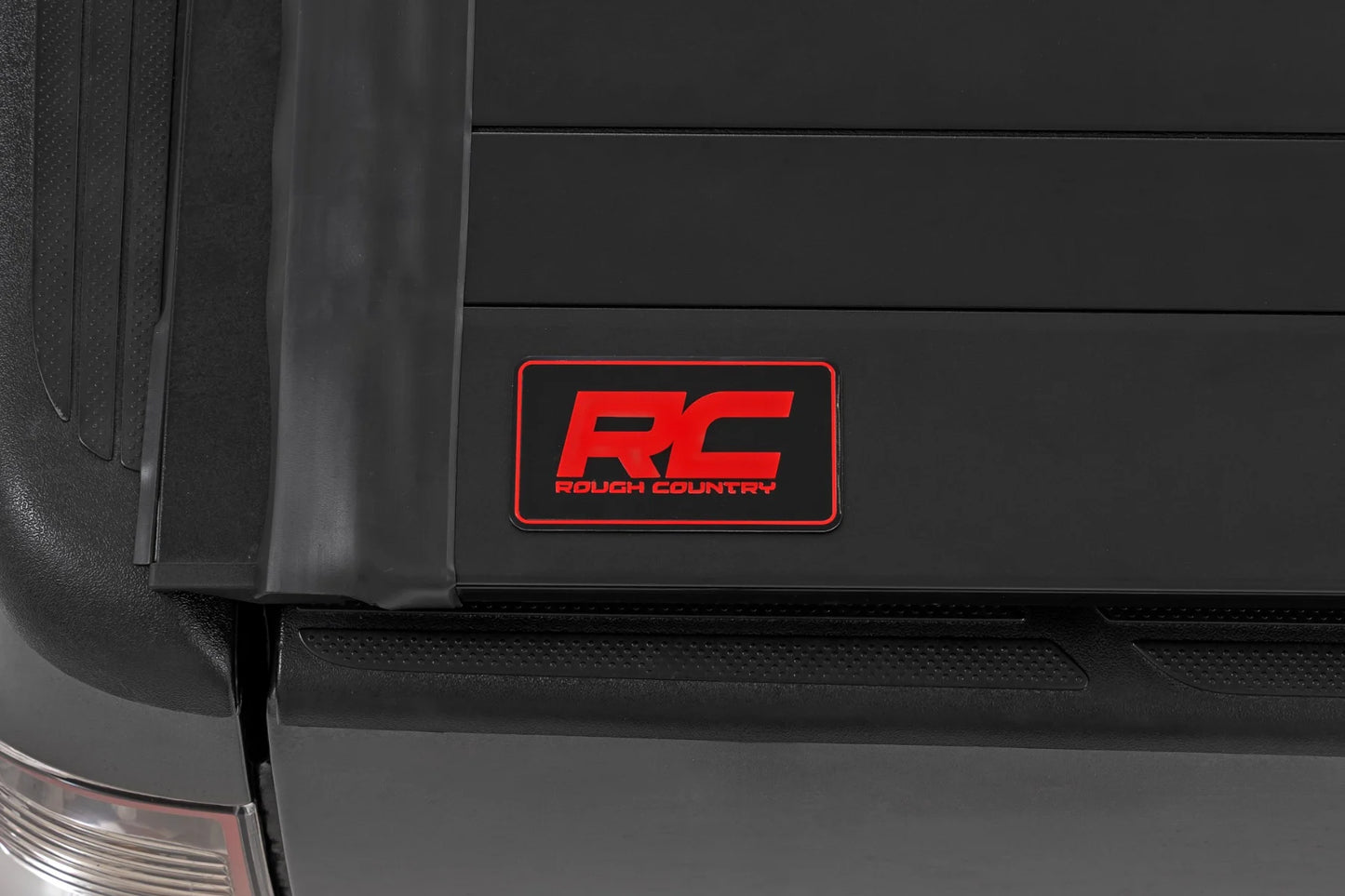 Rough Country Hard Roll Cover 2005-2015 Toyota Tacoma 2WD/4WD (5' Bed)