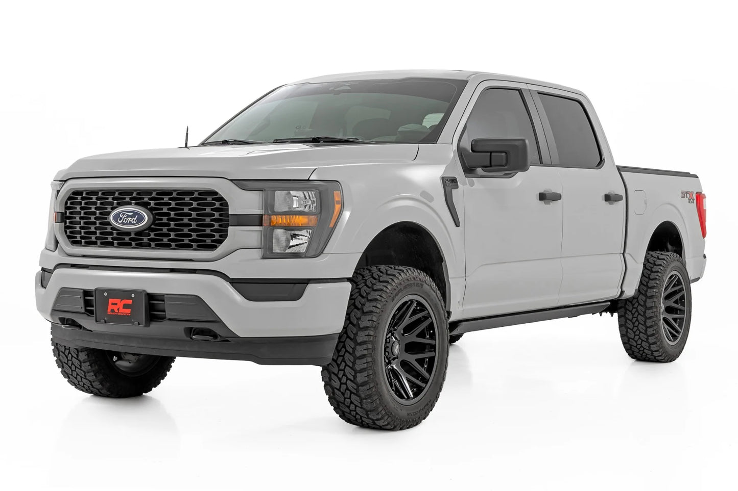Rough Country Elite Series Power Running Boards Crew Cab 2015-2026 Ford F-150 / Lightning / 250 / 350 / Raptor