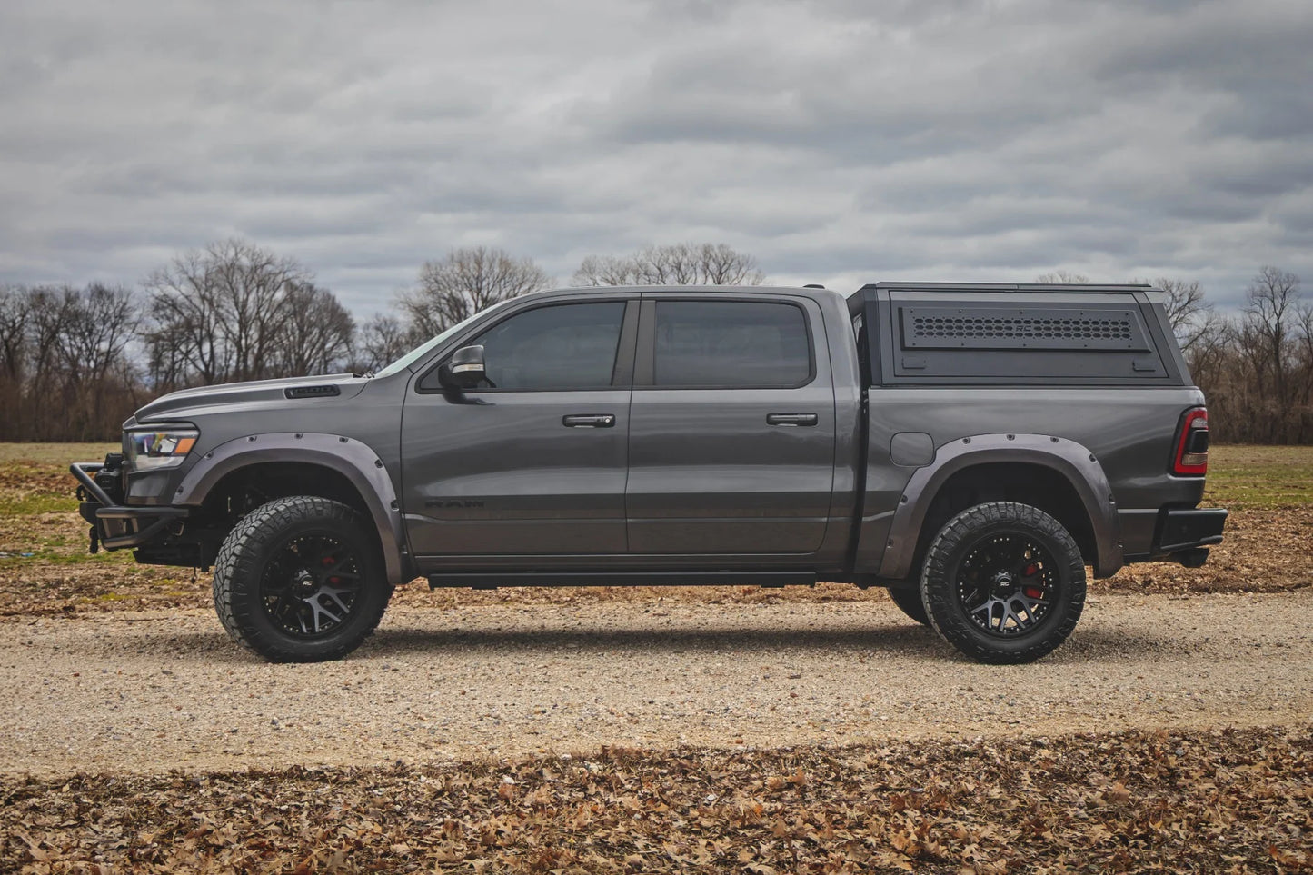 Rough Country Elite Series Power Running Boards 2010-2026 Ram 2500/3500 Crew Cab