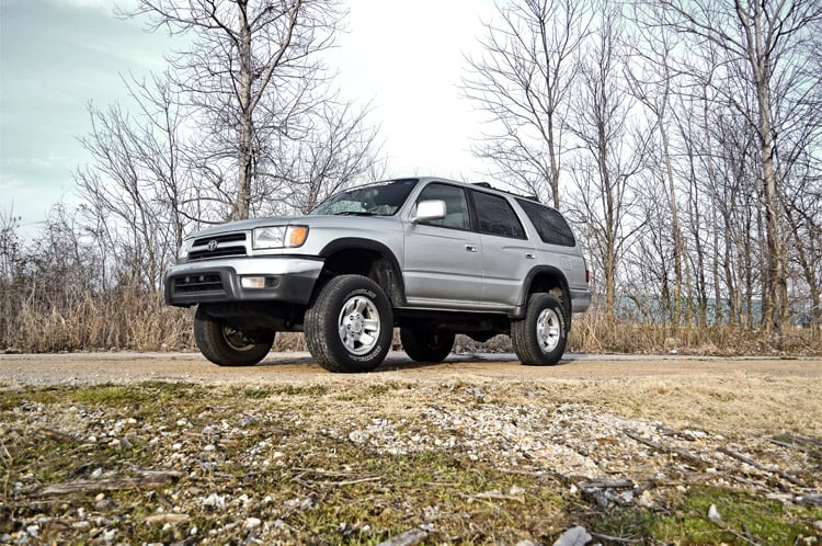 Rough Country 3" Lift Kit 1996-2002 Toyota 4Runner 2WD/4WD