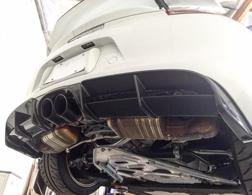 APR Carbon Fiber Rear Valance 2015-2016 Porsche GT4