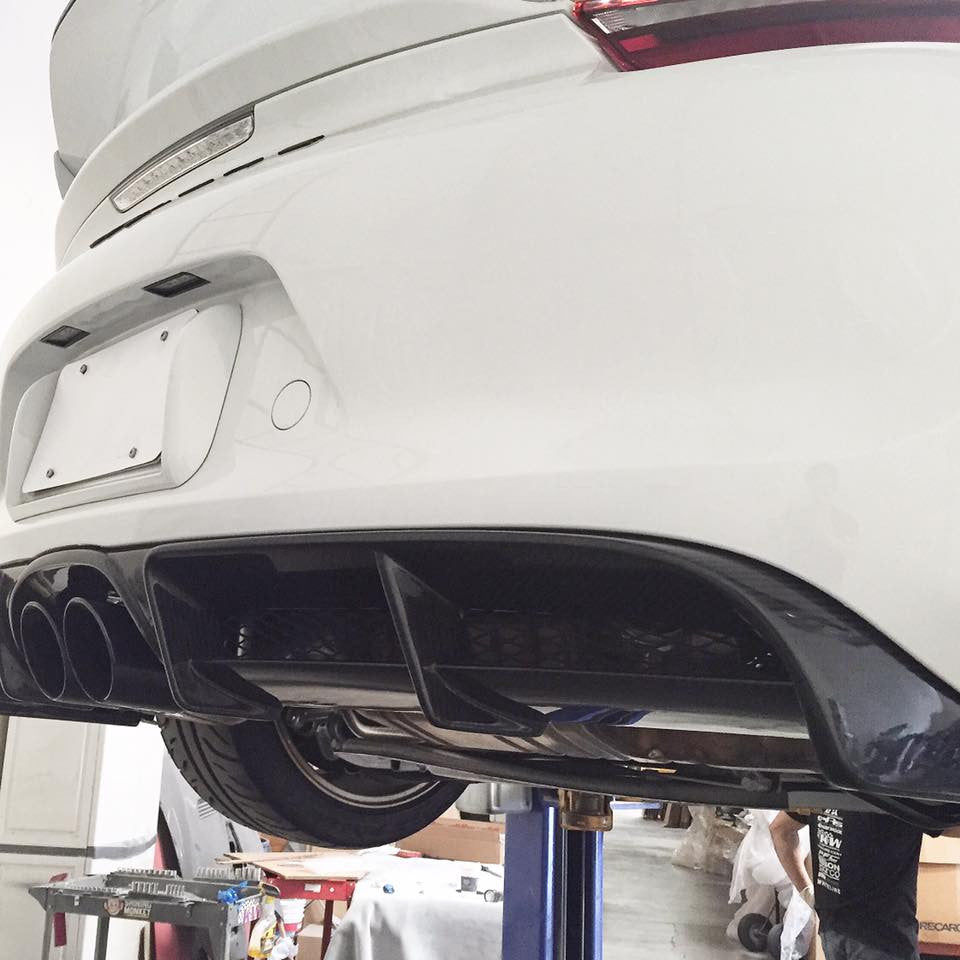 APR Carbon Fiber Rear Valance 2015-2016 Porsche GT4