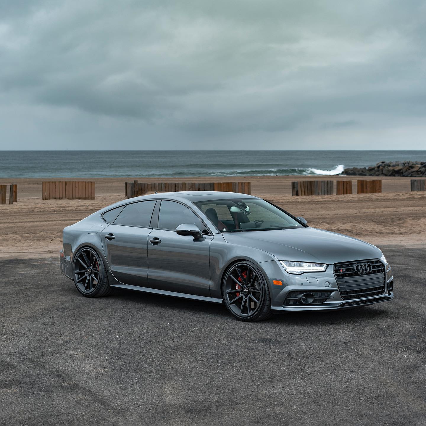 21x9.0 Rotiform BTL Matte Black w/ Black Cap