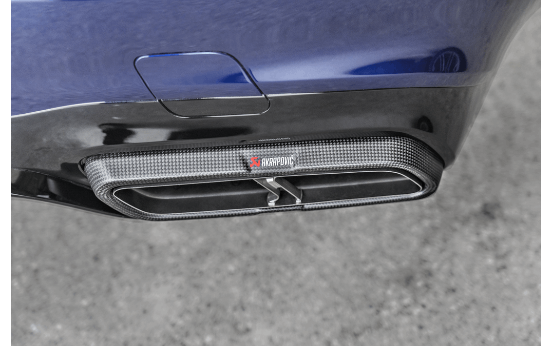 Akrapovič Evolution Titanium Exhaust System 2018 Mercedes E63 AMG
